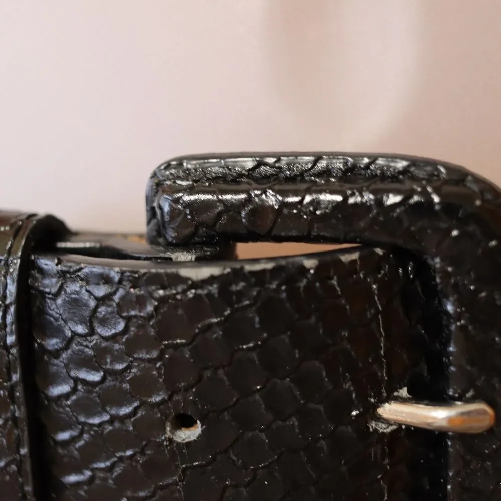 Banana Republic Chunky Wide Faux Leather Croc Textured Belt Y2K Small
